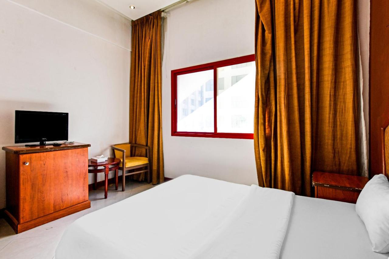 Oyo 118 Revira Hotel Manama Exterior photo