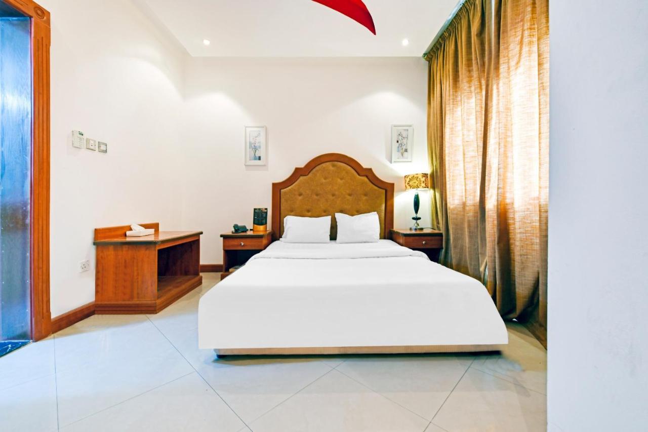 Oyo 118 Revira Hotel Manama Exterior photo
