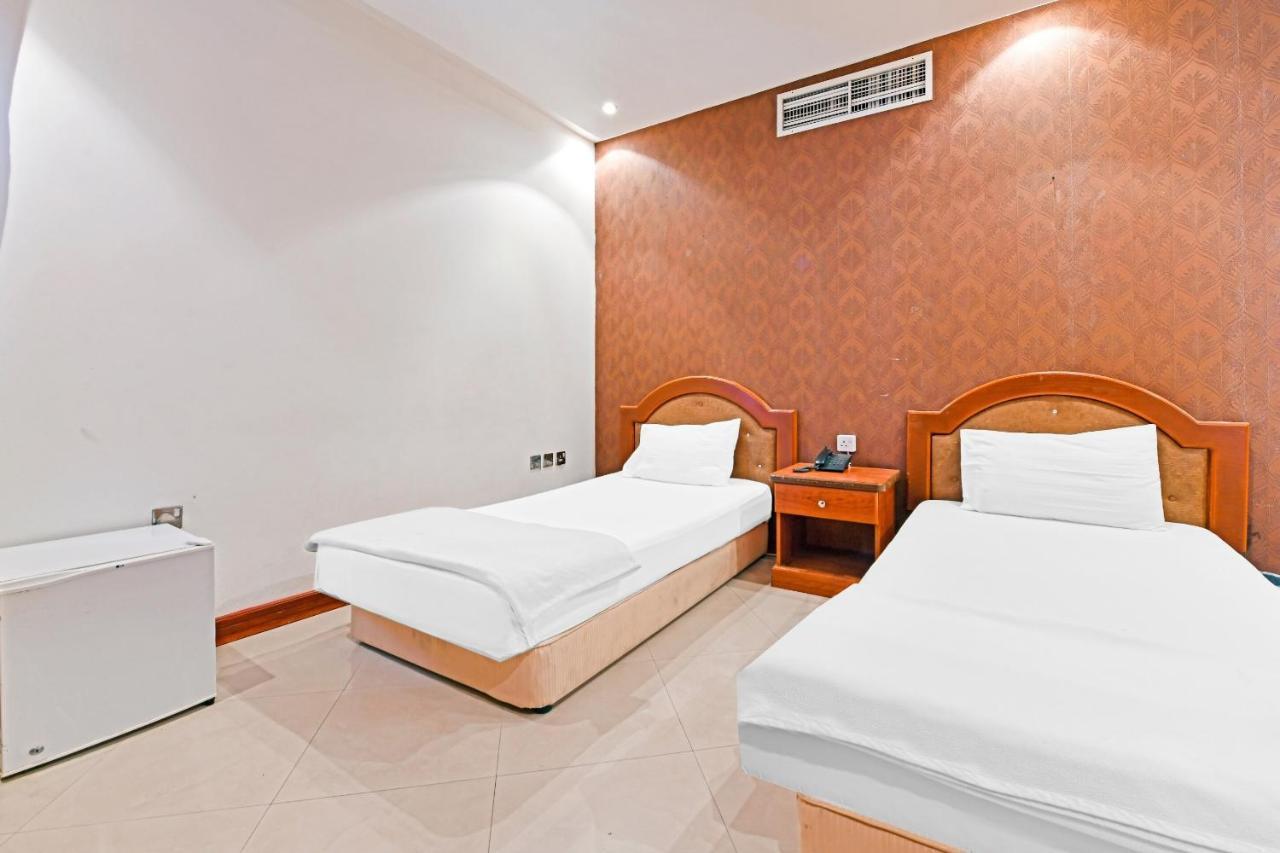 Oyo 118 Revira Hotel Manama Exterior photo
